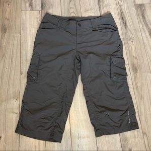 Columbia Khaki Green Hiking capris - size 8